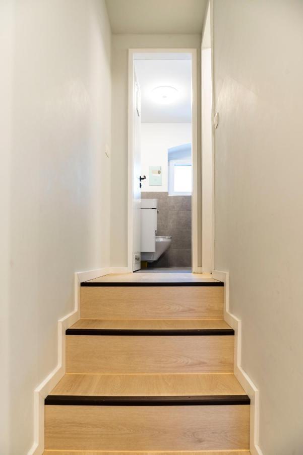 2br 2bthrms High Ceilings Brick Walls Style Apartm Appartamento *