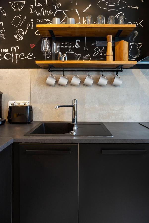 2br 2bthrms High Ceilings Brick Walls Style Apartm Appartamento Berlino