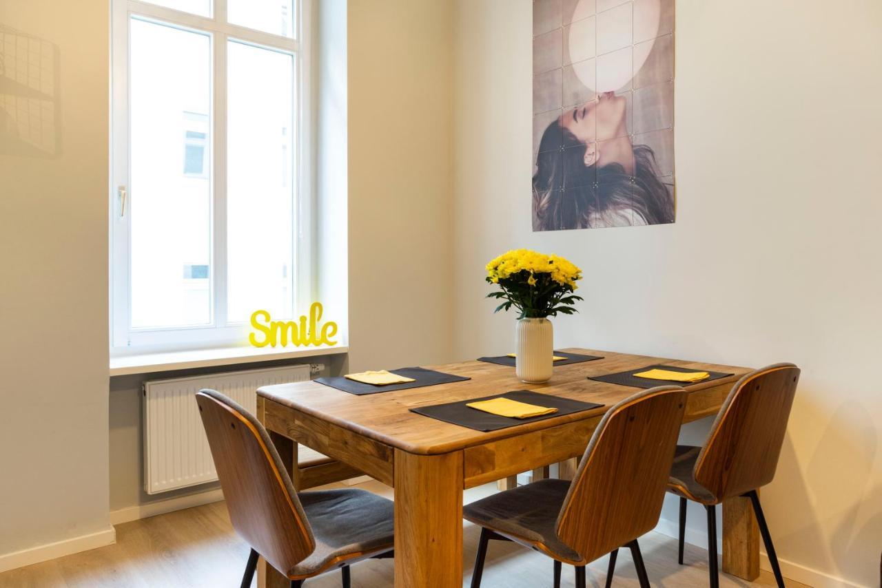 Appartamento 2br 2bthrms High Ceilings Brick Walls Style Apartm *