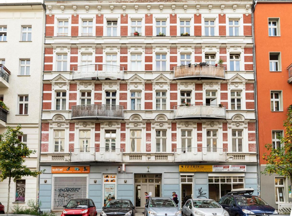 2br 2bthrms High Ceilings Brick Walls Style Apartm Appartamento